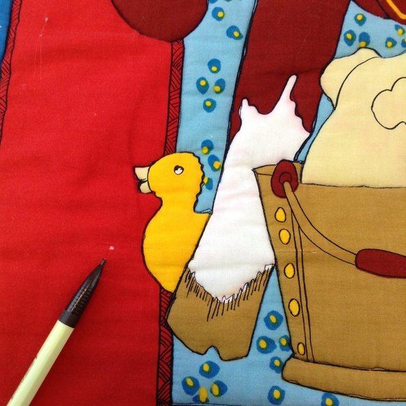 Vintage Quilted Baby Blanket Bears Cow Ducks Pigs Clown 33 1/2" x 41 1/2" - Picture 6 of 15